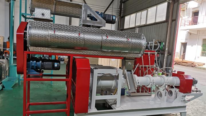 <h3>Qualified Fish Feed Extruders and Feed Production Line by </h3>
